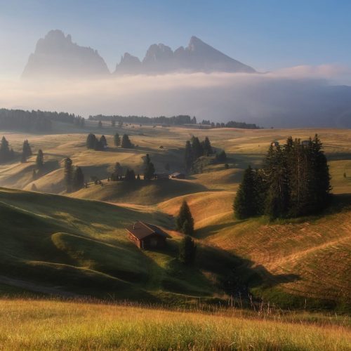 sunrise-in-the-mountains-2025-01-15-14-14-37-utc